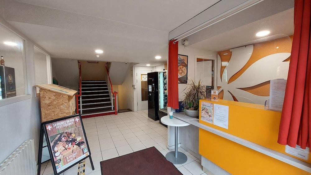 Premiere Classe Annecy Cran-Gevrier Renove En 2025 Exterior photo